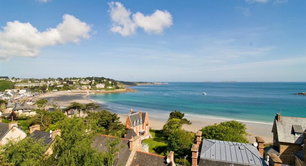 Perros Guirec near campsite Armor Loisirs in Trébeurden - Camping Armor Loisirs