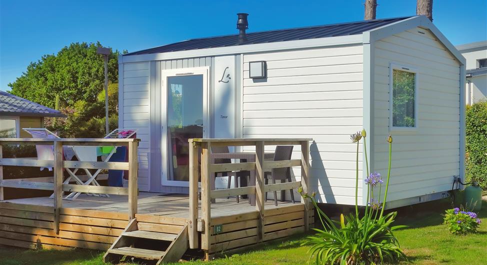 1-bedroom mobile home at the 3-star Armor Loisirs campsite in Trébeurden, rental of pitches, mobile homes and chalets, indoor swimming pool campsite on the Pink Granite Coast near Perros Guirec-Côtes d'Armor-Bretagne - Camping Armor Loisirs