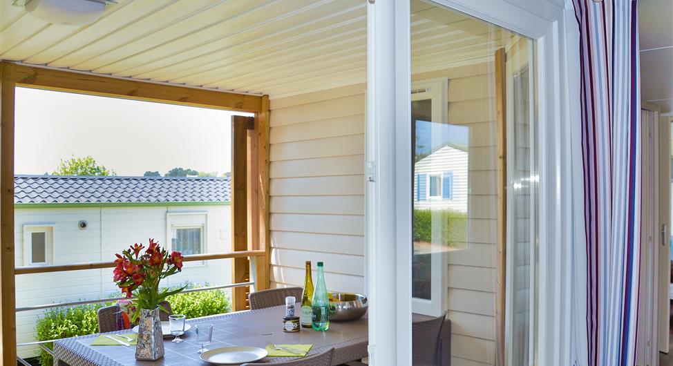 Camping Trébeurden sur la Côte de Granit Rose 3-bedroom mobile home pitch 96 covered terrace - Camping Armor Loisirs