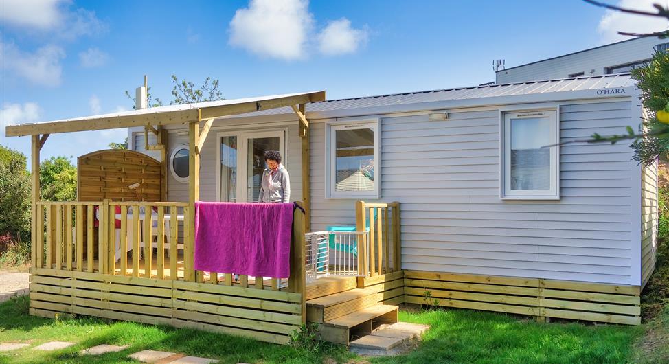 3-star campsite Côte de Granit Rose 3-bedroom mobile home pitch 96 sea view covered terrace - Camping Armor Loisirs