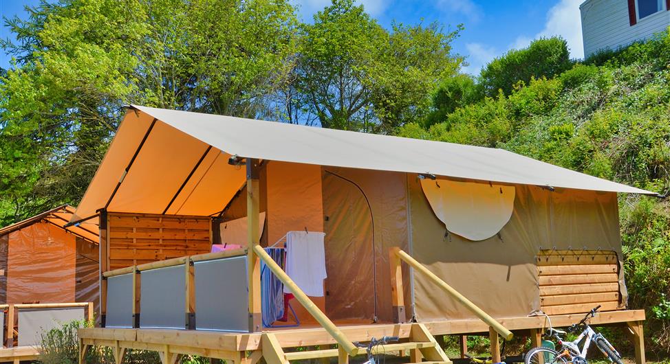Lodge camping 3 étoiles Armor Loisirs à Trébeurden, location emplacements, mobil homes et chalet, camping piscine sur la Côte de Granit Rose près de Perros Guirec ploumanach-Côtes d'Armor-Bretagne - Camping Armor Loisirs